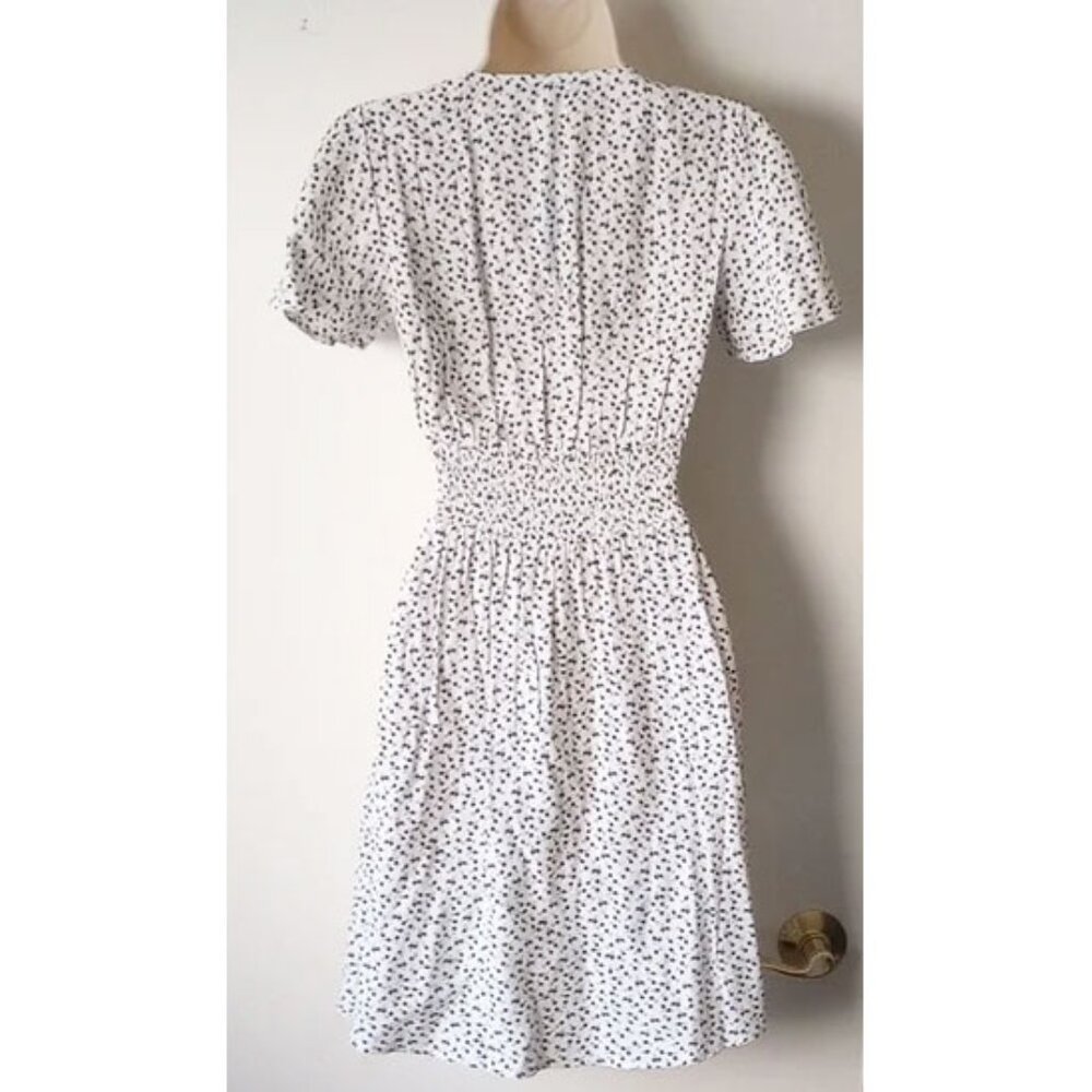 NWT Loft Petites Floral Flutter Sleeve V-Neck Dress 0P White Black Cherries - Picture 2 of 5